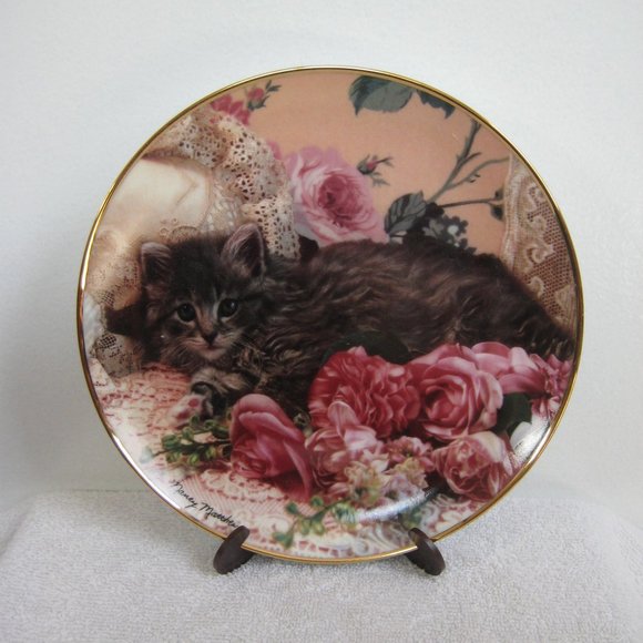 Franklin Mint Heirloom Cat Plate, "Bed of Roses", limited edition, HA4781 - Picture 1 of 3